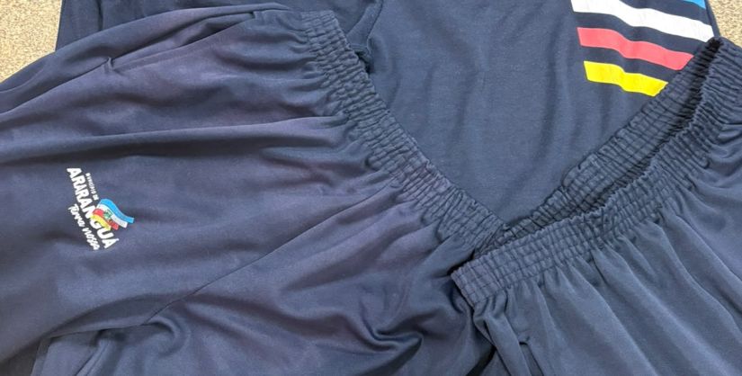 Secretaria de Educação de Araranguá repudia descarte de uniformes escolares