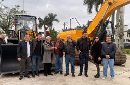 Jacinto Machado reforça estrutura de Obras e Agricultura com novos maquinários