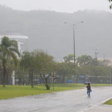 Santa Catarina tem risco de temporais com granizo e chuva intensa nos próximos dias