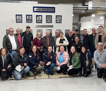 Grupos tradicionalistas se reúnem para alinhar preparativos da Semana Farroupilha