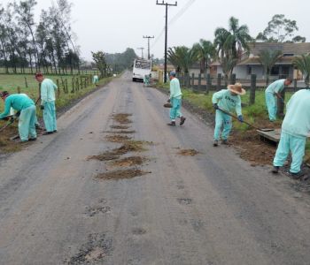 Projeto Recomeçar promove serviços de limpeza e manutenção no bairro Polícia Rodoviária