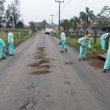 Projeto Recomeçar promove serviços de limpeza e manutenção no bairro Polícia Rodoviária