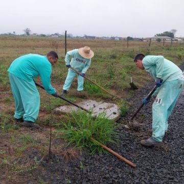 Projeto Recomeçar promove serviços de limpeza e manutenção no bairro Polícia Rodoviária