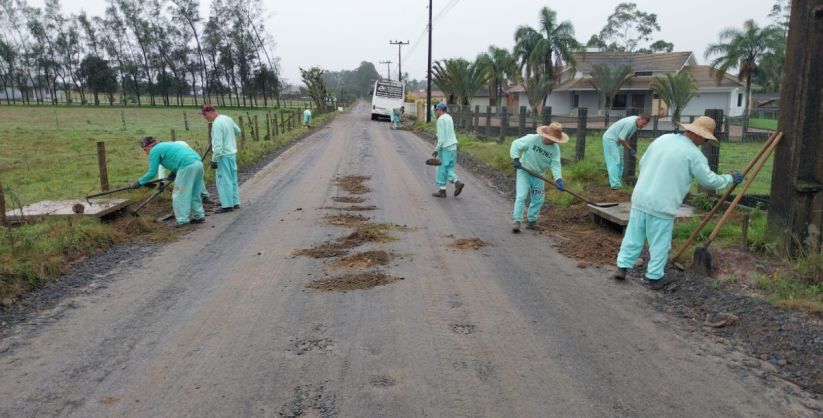 Projeto Recomeçar promove serviços de limpeza e manutenção no bairro Polícia Rodoviária
