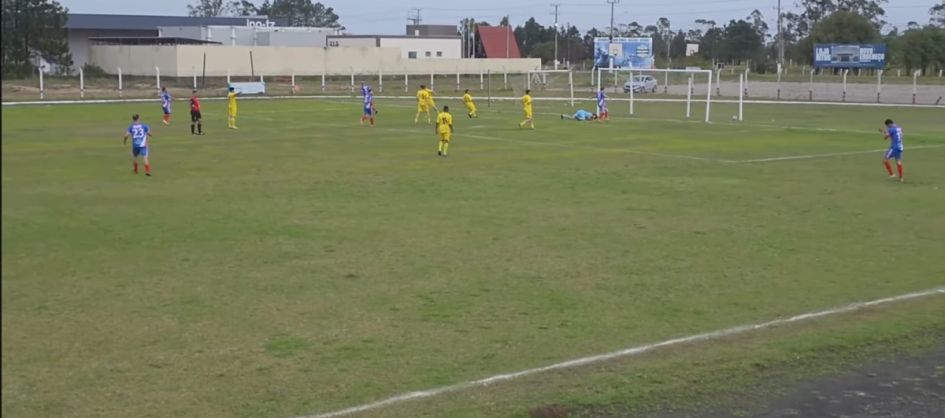 Seleção Gaivotense goleia Morro Grande e abre caminho par...