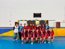 Handebol feminino de Araranguá vence na estreia da LAVM nas categorias Sub-15 e Sub-18
