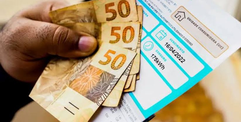 Celesc terá reajuste médio de 10,82% nas tarifas de energia a partir deste sábado em SC