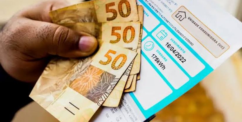Celesc terá reajuste médio de 10,82% nas tarifas de energia a partir deste sábado em SC