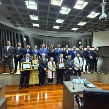 Flávio Roberto e Saulo Machado são homenageados com Títulos de Cidadania Honorária de Araranguá
