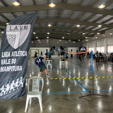 1ª etapa do Festival LAVM/AMESC de Badminton reúne jovens atletas