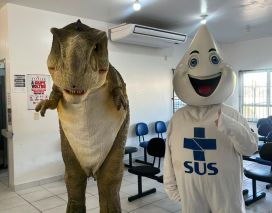Domingo de vacinação e diversão no Belinzoni Dino Parque