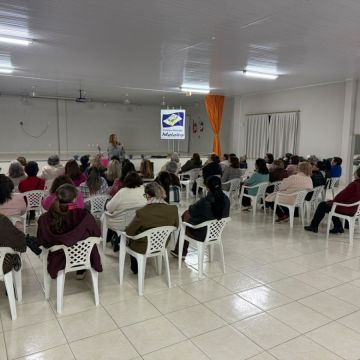 Encontro reúne lideranças dos grupos de mulheres de Meleiro
