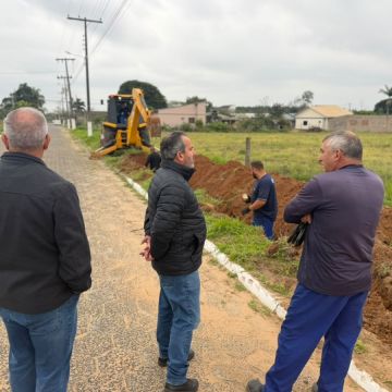 SAMAE de Araranguá amplia em mais de 1,5 mil metros rede de água na área do novo parque industrial