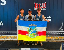 Dupla de Araranguá conquista 3º lugar no vôlei de praia dos Joguinhos Abertos