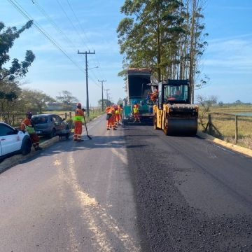 Ara-222 já tem 1º km asfaltado