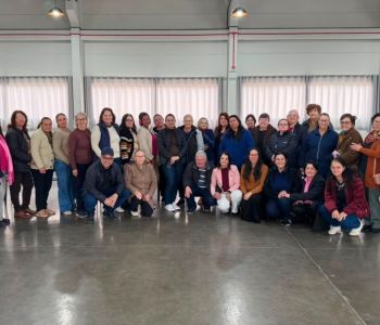 Clubes de Mães recebem materiais para os trabalhos do segundo semestre