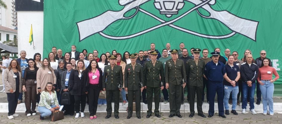Junta Militar de Araranguá participa de capacitação em F...