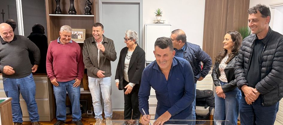 Jacinto Machado investe R$ 2,5 milhões em pavimentação d...