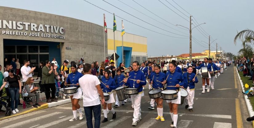 Desfile Cívico será realizado na segunda-feira a tarde em Balneário Arroio do Silva