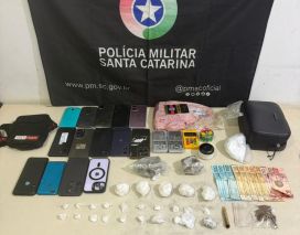 Três pessoas são detidas por tráfico de drogas e receptação em Jacinto Machado