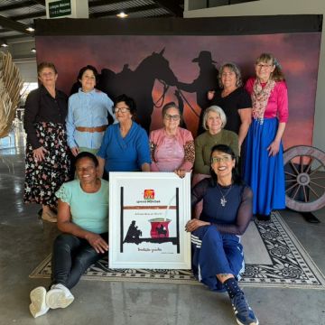 Grupo da Terceira Idade se prepara para apresentações na Semana Farroupilha