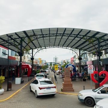 Sábado Mais movimenta Araranguá com comércio aberto e programação no Calçadão