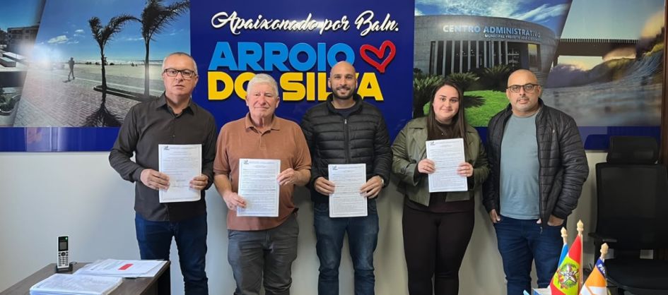Ordens de serviço contemplam pavimentação e construção...