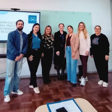 Formação em Araranguá aborda inclusão de crianças autistas