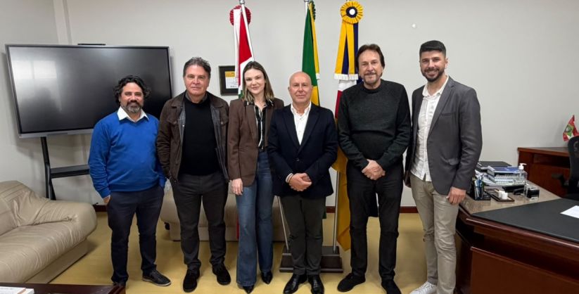 Prefeito Cesar Cesa recebe visita do ex-ministro do Turismo Vinicius Lummertz