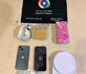Polícia Militar apreende mais de meio quilo de maconha em Sombrio