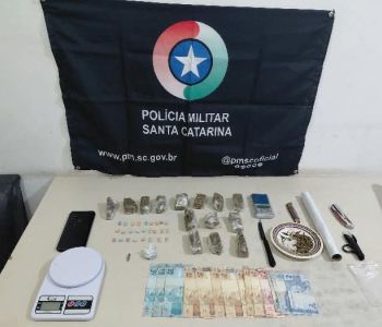 Traficante é preso com maconha e ecstasy em Sombrio