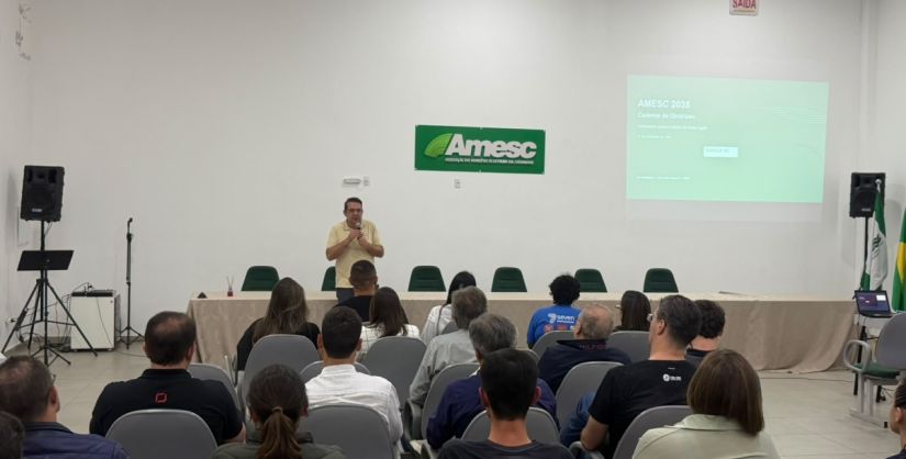 AMESC sedia reunião de trabalho do projeto Avança SC