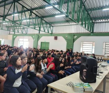 Defesa civil na escola promove conscientização 
