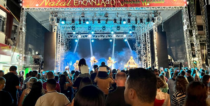 Natal Encantado de Jacinto Machado terá desfile natalino, shows nacionais e corrida noturna
