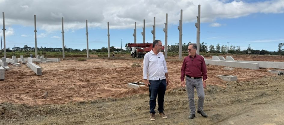 Governo de Maracajá inicia construção do Parque Municipa...