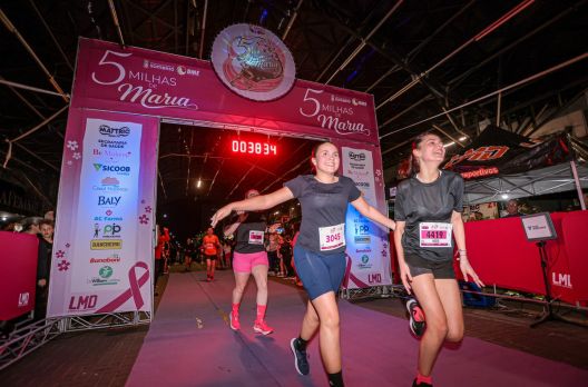 5 Milhas de Maria reúne mais de 750 mulheres em Sombrio e marca o Outubro Rosa com esport...