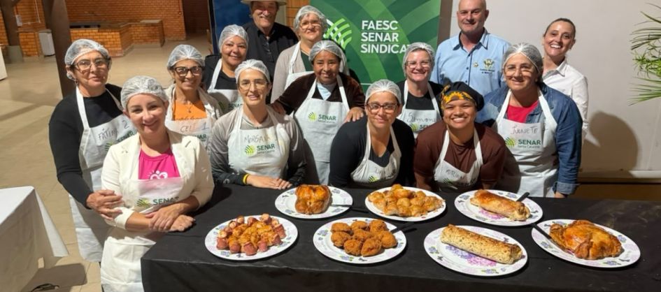 Meleiro promove cursos de gastronomia e hortas escolares