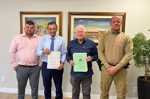 Em busca de recursos para segurança pública, infraestrutura e saúde em visita à Alesc