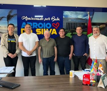 Reunião de alinhamento organiza o Amanhecer com Deus em Balneário Arroio do Silva
