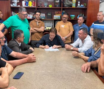 Araranguá assina ordens de serviço para obras de pavimentação que somam R$ 6,3 milhões