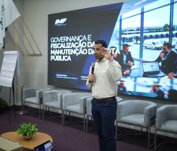 Servidores de Araranguá participam de capacitação sobre fiscalização e frota publica em Criciúma.