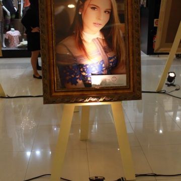 Exposição no Center Shopping apresenta em fotos, as Debutantes 2019 do Grêmio Fronteira