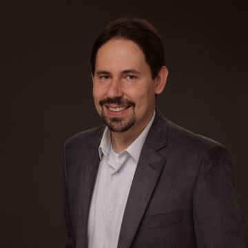 “O Brasil não é um país para amador”, afirma o economista Luís Artur Nogueira