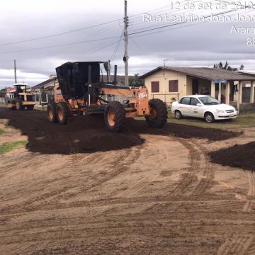 Centro e bairros têm trabalho forte na recuperação de vias