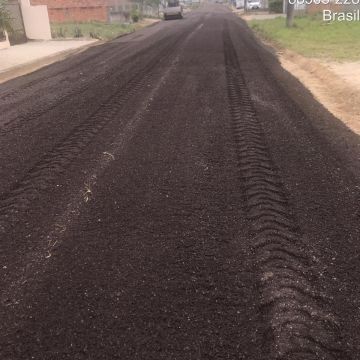 Centro e bairros têm trabalho forte na recuperação de vias