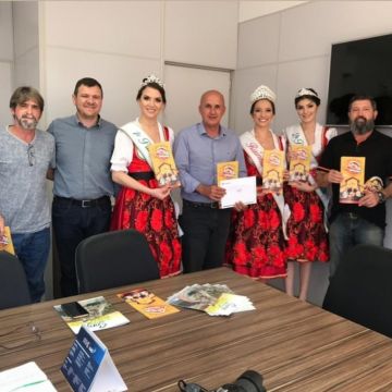 Rainha e princesas percorrem os municípios na divulgação da 9ª Heimatfest