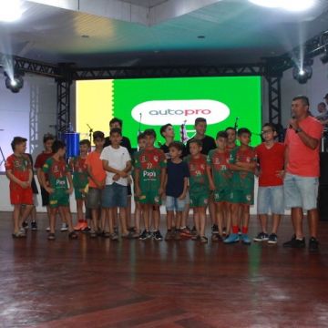 Grêmio Fronteira confraterniza com associados durante a 5º edição do Dia do Sócio