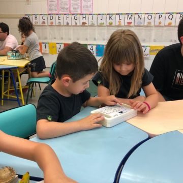 Jogos educativos são criados por acadêmicos para turminhas do Infantil