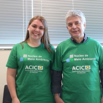 Primeira caminhada ecológica recolhe meia tonelada de resíduos 