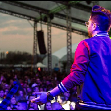 Fim de semana com programação diversificada